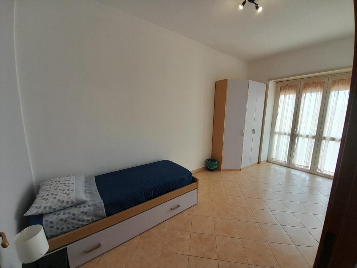 A Casa Di Ciccio Da'Mmonte Hotell Velletri Exteriör bild