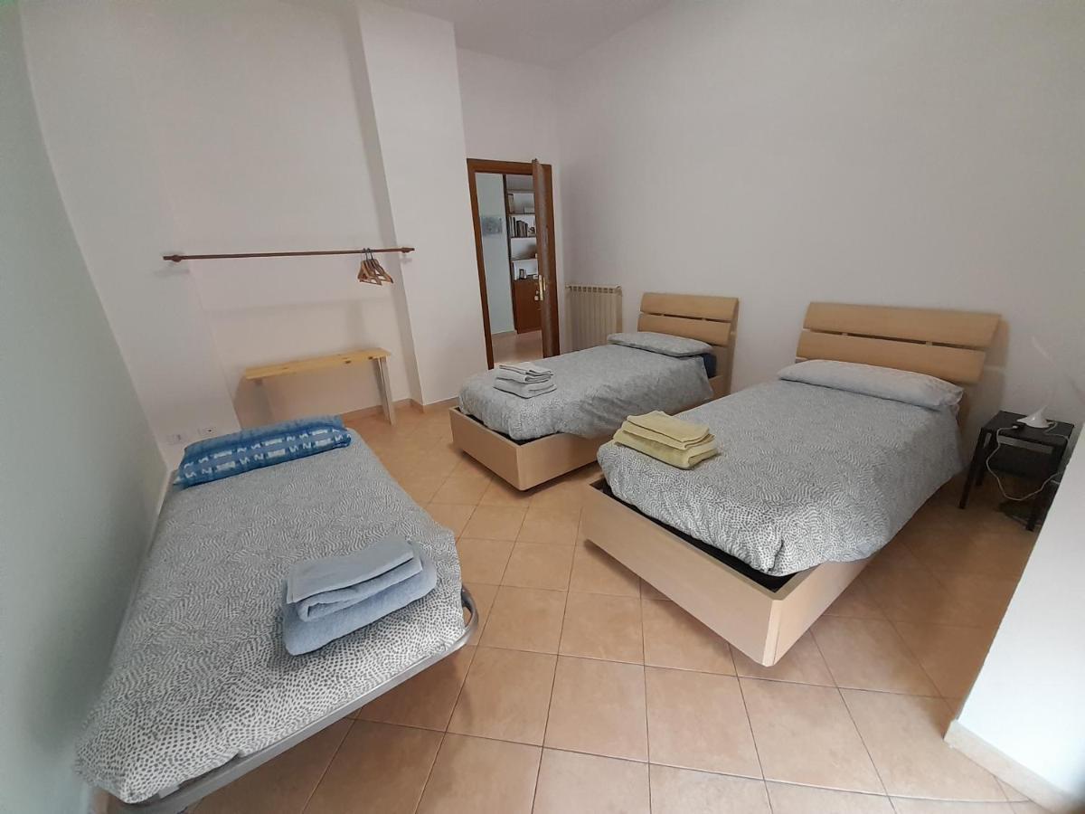 A Casa Di Ciccio Da'Mmonte Hotell Velletri Exteriör bild