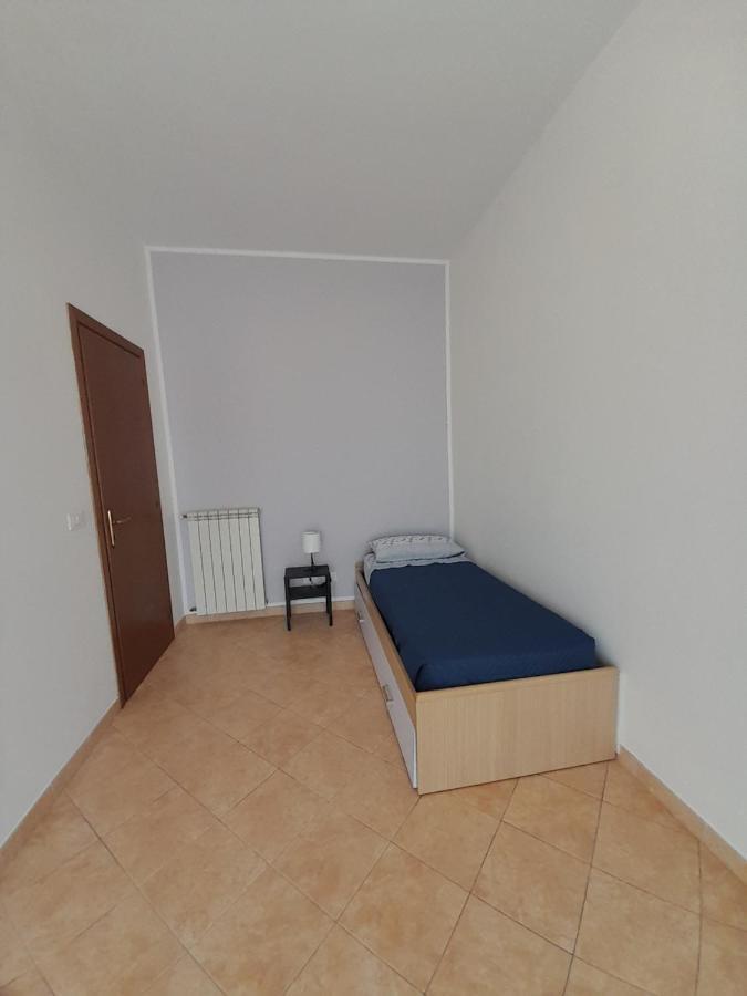 A Casa Di Ciccio Da'Mmonte Hotell Velletri Exteriör bild